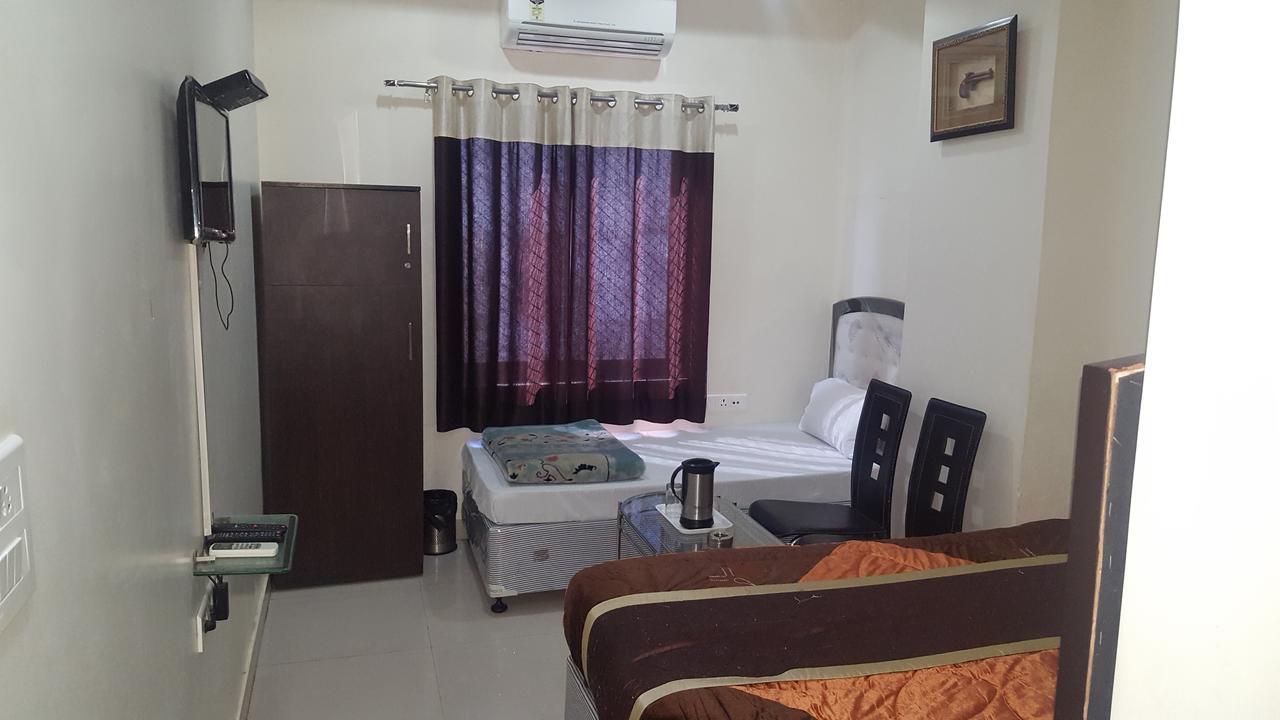Hotel Galaxy Inn جايبور المظهر الخارجي الصورة